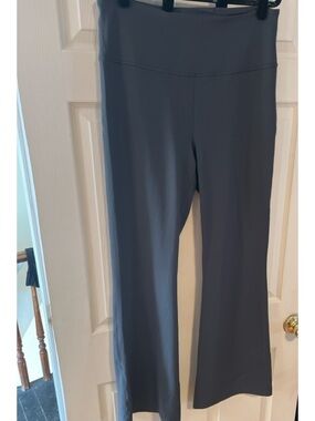 Lululemon Groove Pant Flare Nulu Midnight Grey Size 14 High Rise